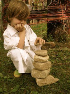 preschooler as Andy Goldsworthy