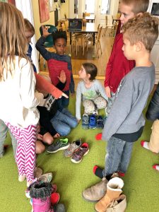 classification shoes2nd grade